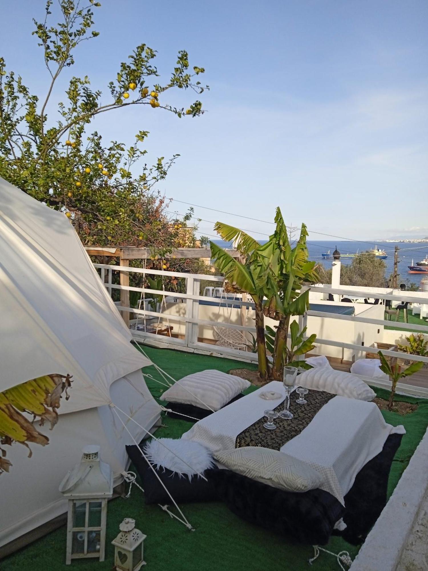 Queens Luxury Glamping Luxury tent
